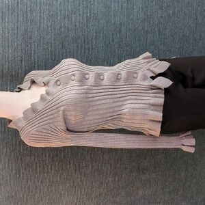 MC Lorene Ribbed Ruffled Lightweight Sweater Paris Fashion